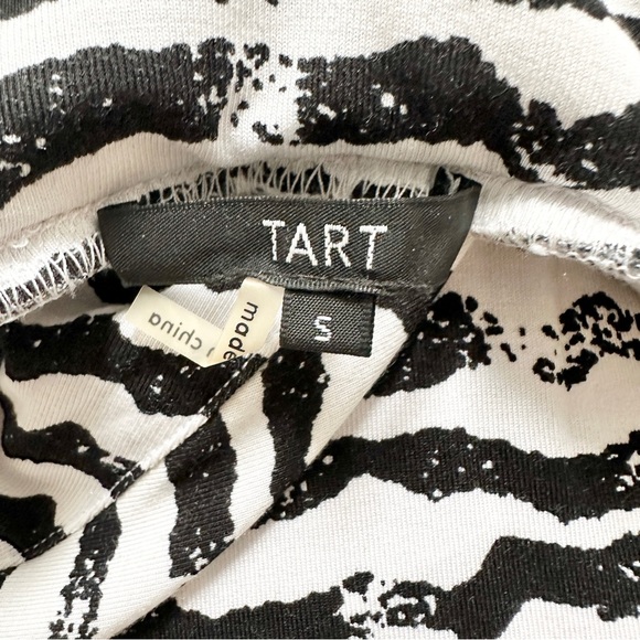 TART Summer Knit Maxi Dress - Picture 10 of 13